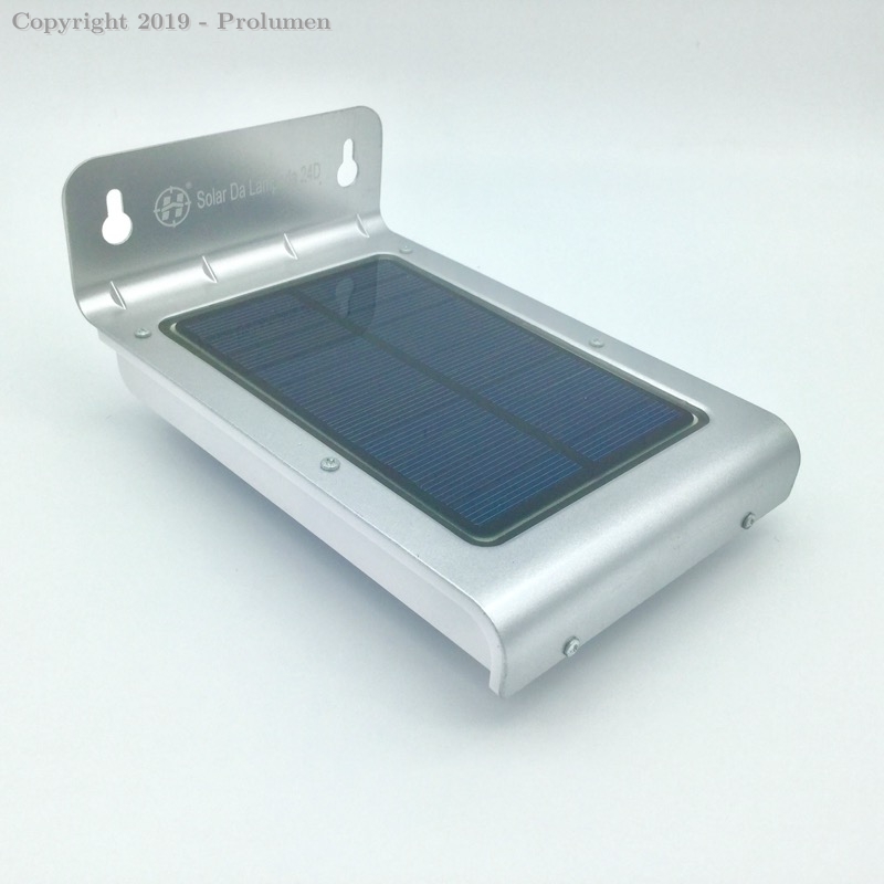 Luminária de LED Solar com fotocélula e sensor de presença 24 LEDs